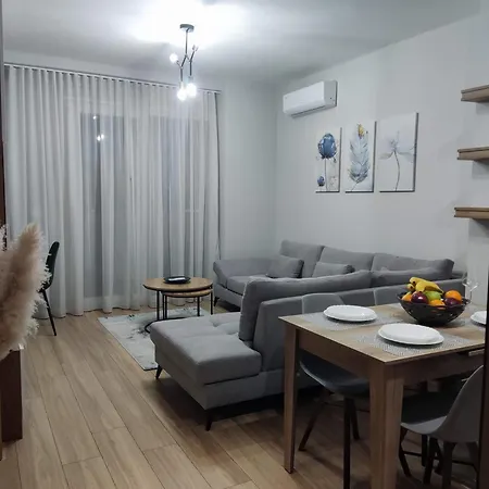 Apartament Golden View