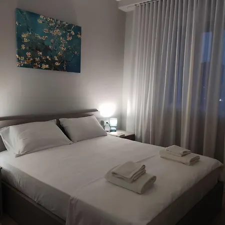 Golden View * Tirana