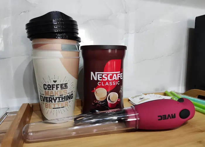 Golden View * Тирана