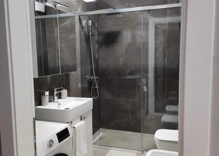 Golden View Апартаменты *