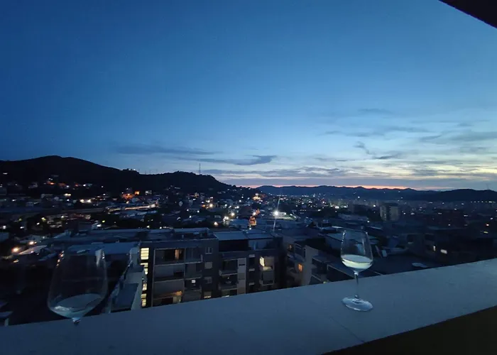 Golden View * Тирана