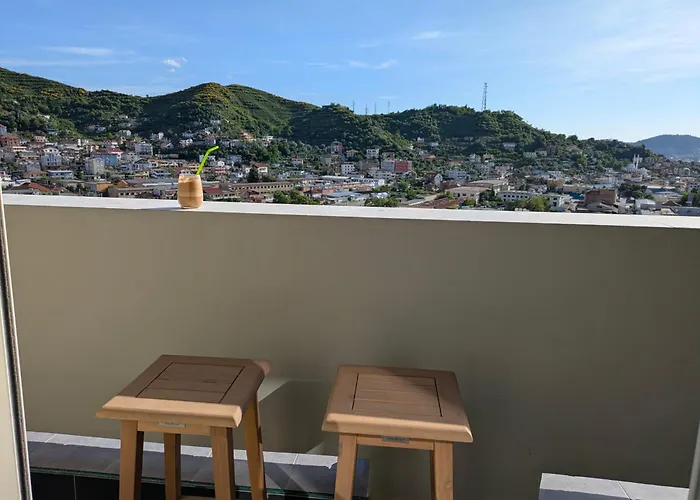 Golden View Тирана