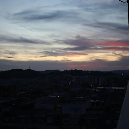 Golden View 地拉那