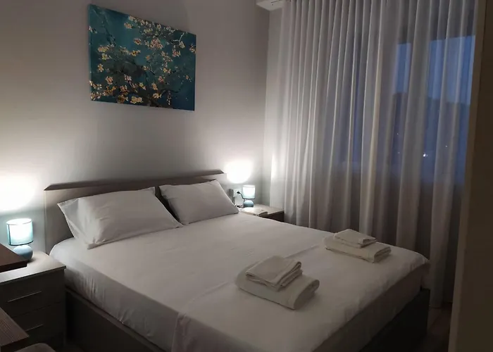 Golden View * Tirana